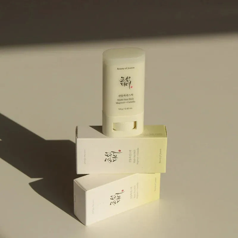 Beauty of Joeson Matte Sun Stick Mugwort &amp; Camelia SPF 50 PA++++ – Matte Sun Stick with mugwort 18g